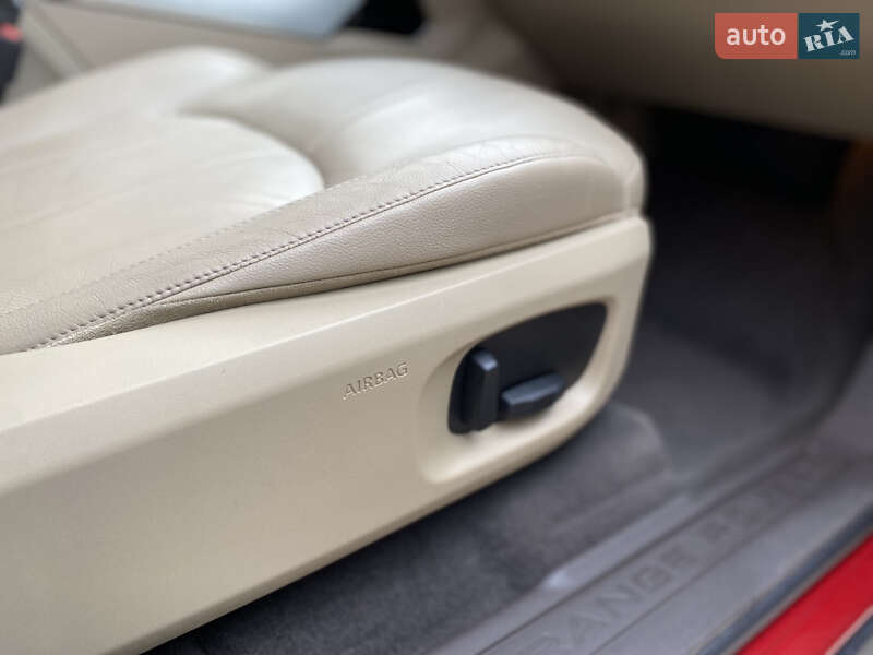 Внедорожник / Кроссовер Land Rover Range Rover Evoque 2016 в Житомире фото 34 Внедорожник / Кроссовер Land Rover Range Rover Evoque 2016 в Житомире