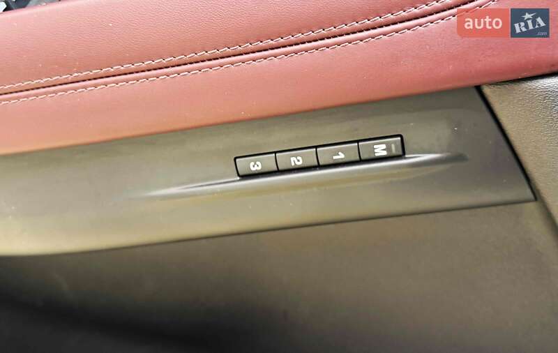 Внедорожник / Кроссовер Land Rover Range Rover Evoque 2019 в Львове