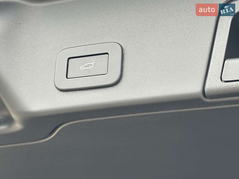 Внедорожник / Кроссовер Land Rover Range Rover Evoque 2023 в Киеве фото 33 Внедорожник / Кроссовер Land Rover Range Rover Evoque 2023 в Киеве