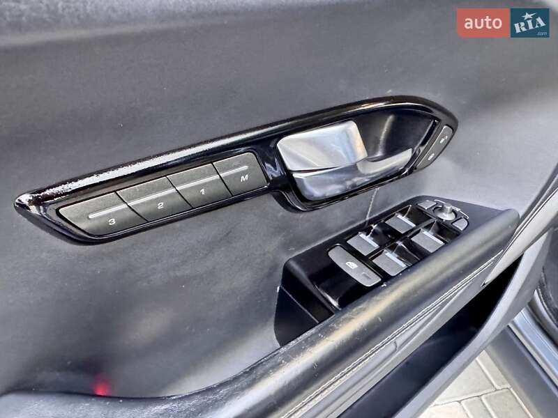 Внедорожник / Кроссовер Land Rover Range Rover Evoque 2014 в Одессе