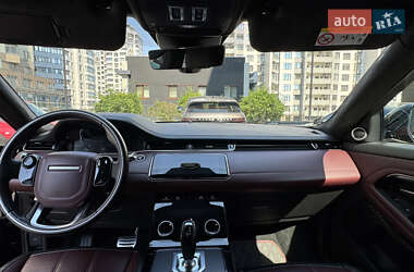 Внедорожник / Кроссовер Land Rover Range Rover Evoque 2019 в 