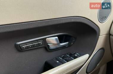 Внедорожник / Кроссовер Land Rover Range Rover Evoque 2015 в 