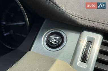 Внедорожник / Кроссовер Land Rover Range Rover Evoque 2015 в 
