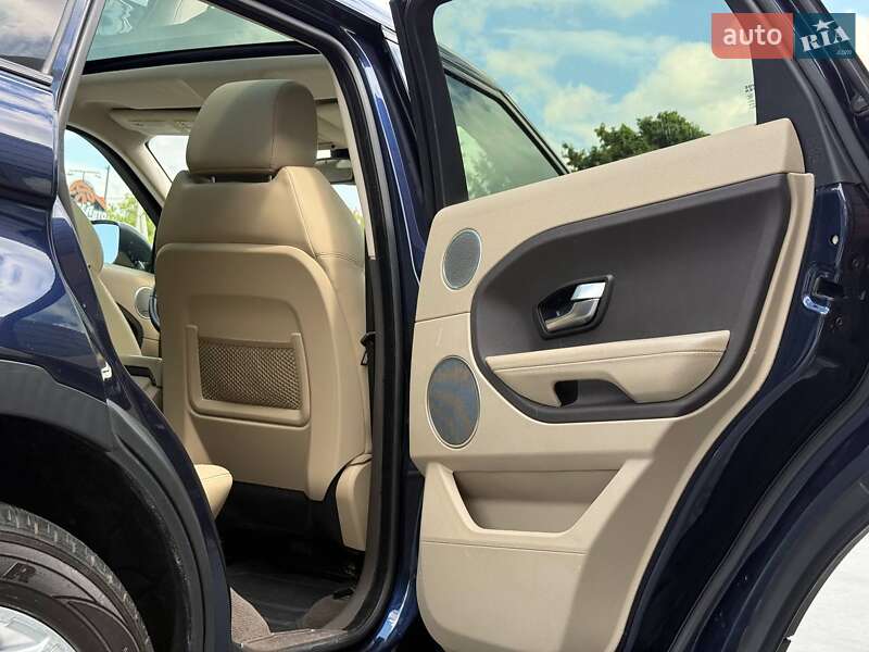 Позашляховик / Кросовер Land Rover Range Rover Evoque 2015 в Рівному