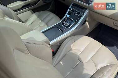 Внедорожник / Кроссовер Land Rover Range Rover Evoque 2015 в 
