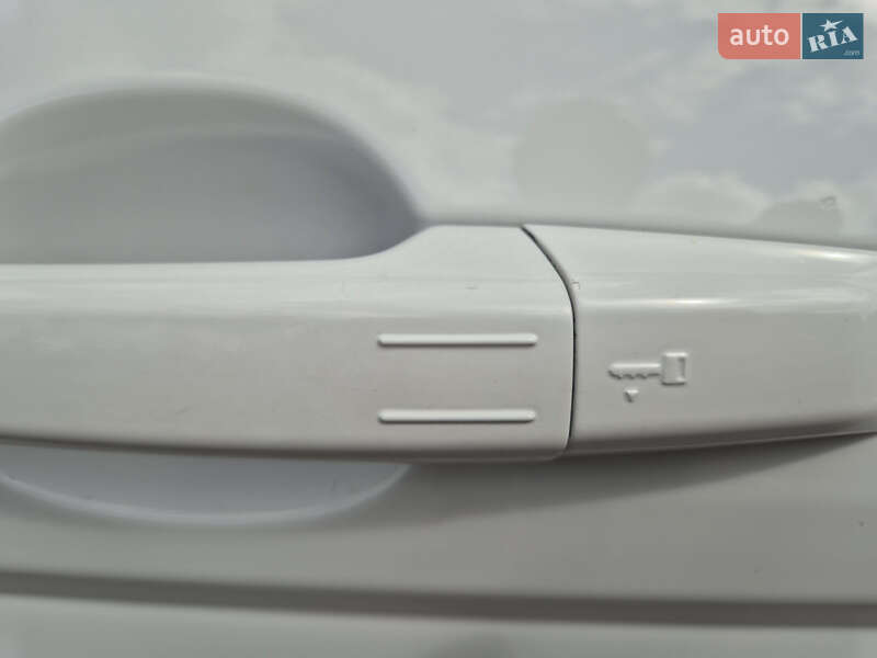 Позашляховик / Кросовер Land Rover Range Rover Evoque 2012 в Києві