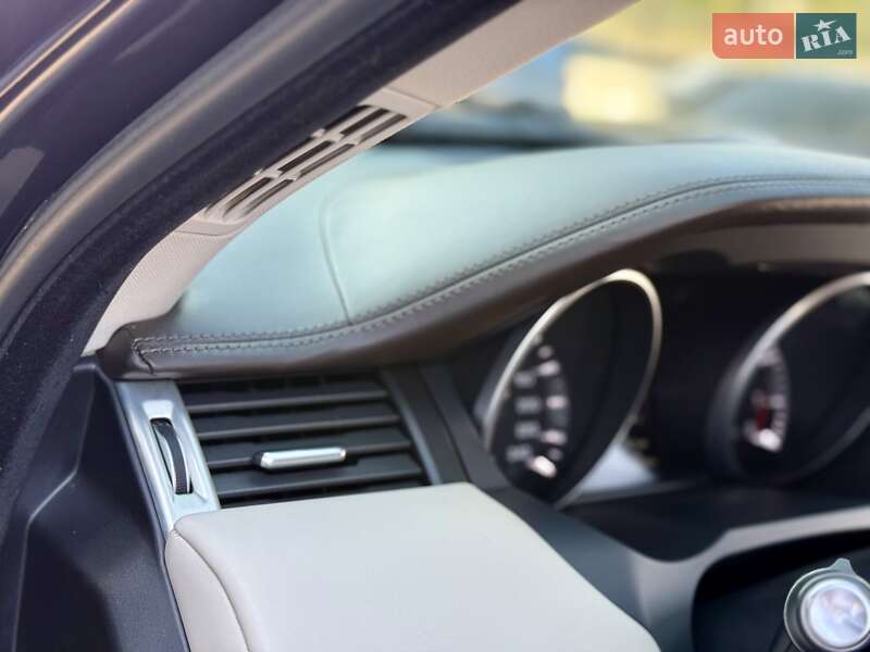 Позашляховик / Кросовер Land Rover Range Rover Evoque 2011 в Києві