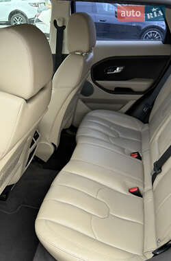 Внедорожник / Кроссовер Land Rover Range Rover Evoque 2015 в 