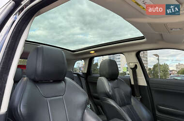 Внедорожник / Кроссовер Land Rover Range Rover Evoque 2016 в 