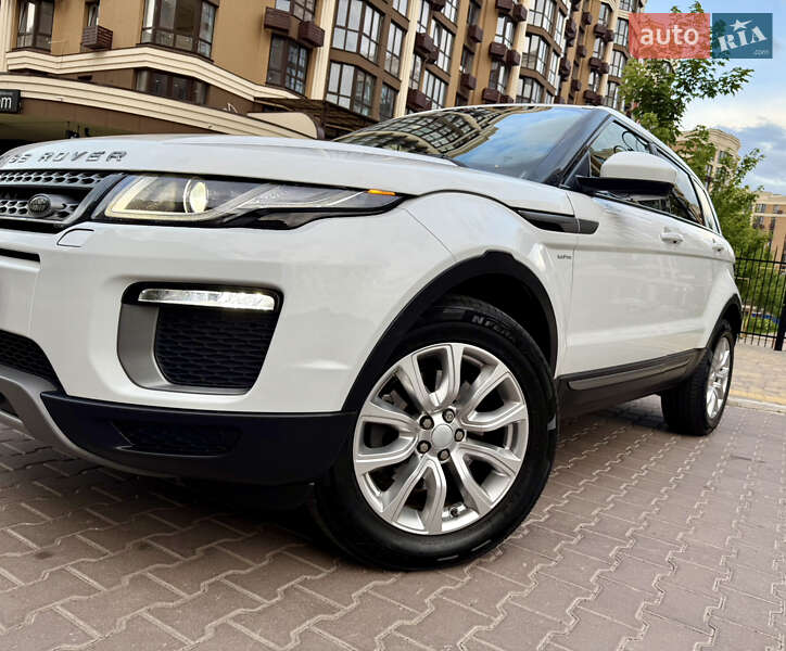 Позашляховик / Кросовер Land Rover Range Rover Evoque 2017 в 