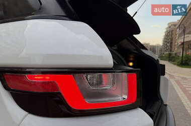 Позашляховик / Кросовер Land Rover Range Rover Evoque 2017 в 