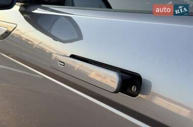 Внедорожник / Кроссовер Land Rover Range Rover Evoque 2019 в 