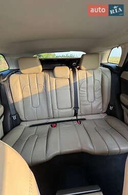 Внедорожник / Кроссовер Land Rover Range Rover Evoque 2012 в 