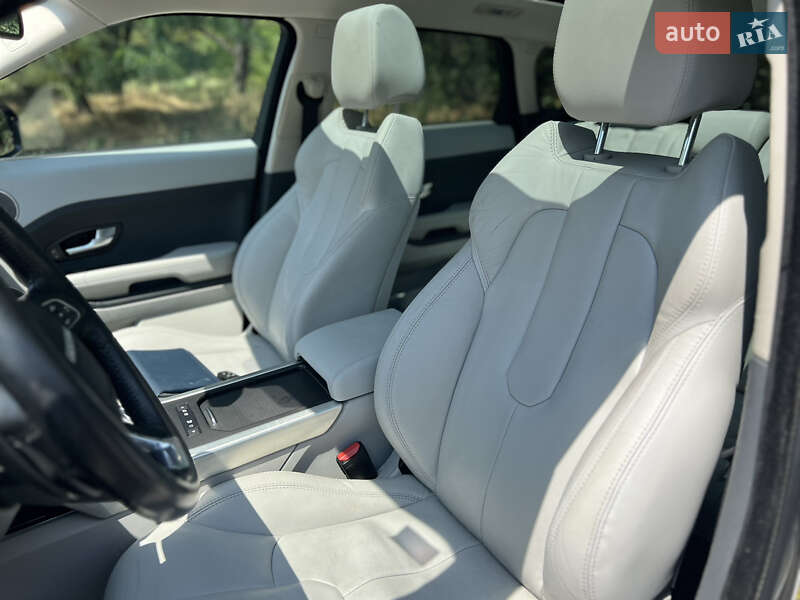 Позашляховик / Кросовер Land Rover Range Rover Evoque 2015 в Кам'янському