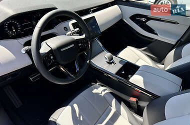Позашляховик / Кросовер Land Rover Range Rover Evoque 2024 в 