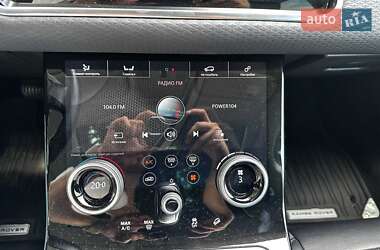 Позашляховик / Кросовер Land Rover Range Rover Evoque 2019 в 