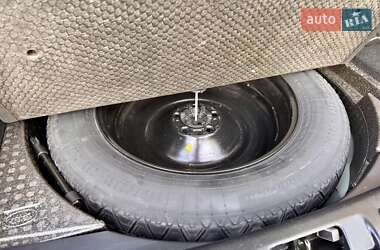 Внедорожник / Кроссовер Land Rover Range Rover Evoque 2011 в 