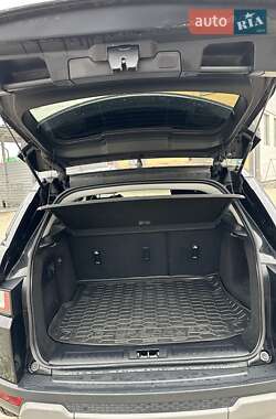 Внедорожник / Кроссовер Land Rover Range Rover Evoque 2018 в 