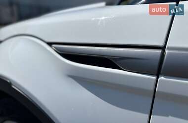 Внедорожник / Кроссовер Land Rover Range Rover Evoque 2014 в 