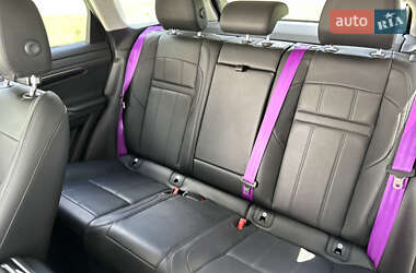 Внедорожник / Кроссовер Land Rover Range Rover Evoque 2022 в 