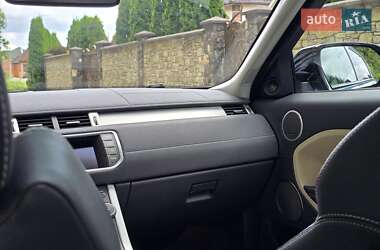 Внедорожник / Кроссовер Land Rover Range Rover Evoque 2013 в 