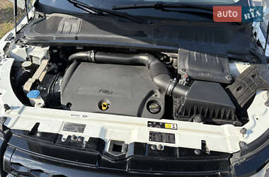 Внедорожник / Кроссовер Land Rover Range Rover Evoque 2014 в 