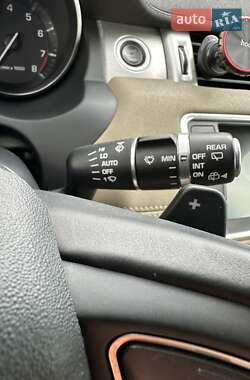 Внедорожник / Кроссовер Land Rover Range Rover Evoque 2013 в 