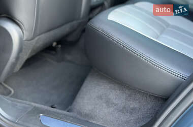 Внедорожник / Кроссовер Land Rover Range Rover Evoque 2024 в 