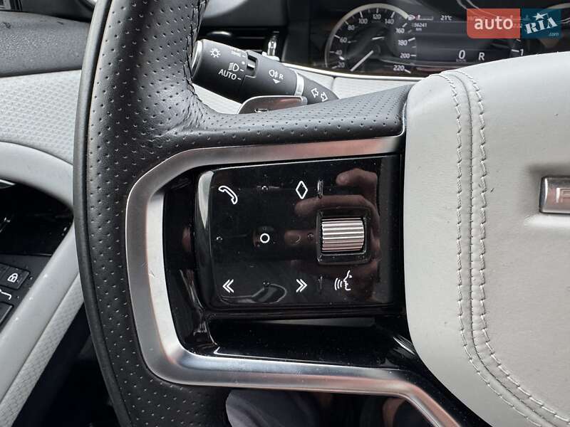 Внедорожник / Кроссовер Land Rover Range Rover Evoque 2022 в Киеве