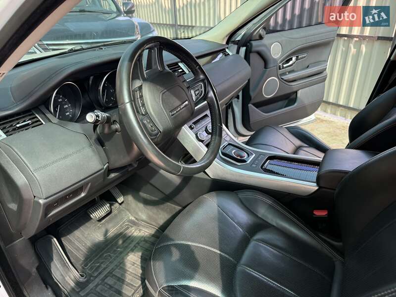 Внедорожник / Кроссовер Land Rover Range Rover Evoque 2017 в Черкассах фото 8 Внедорожник / Кроссовер Land Rover Range Rover Evoque 2017 в Черкассах