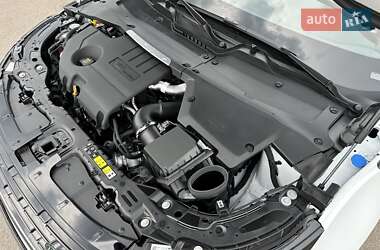 Внедорожник / Кроссовер Land Rover Range Rover Evoque 2024 в 