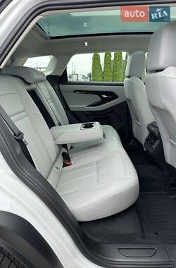 Внедорожник / Кроссовер Land Rover Range Rover Evoque 2024 в 