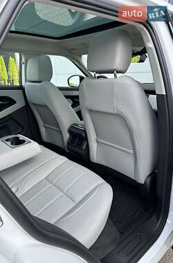 Внедорожник / Кроссовер Land Rover Range Rover Evoque 2024 в 