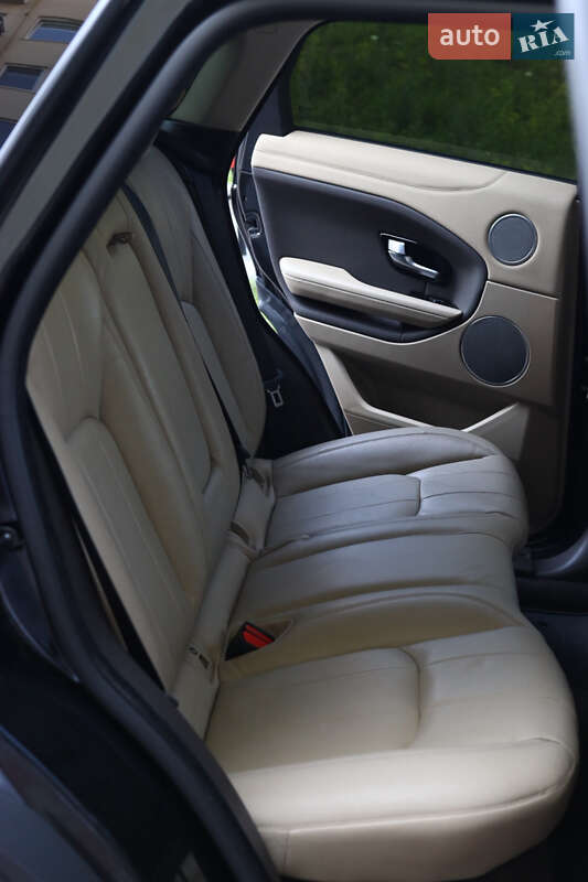 Позашляховик / Кросовер Land Rover Range Rover Evoque 2015 в Дубні