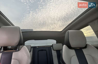 Внедорожник / Кроссовер Land Rover Range Rover Evoque 2013 в 