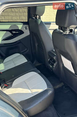 Внедорожник / Кроссовер Land Rover Range Rover Evoque 2019 в 