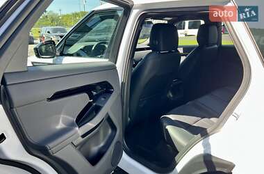 Внедорожник / Кроссовер Land Rover Range Rover Evoque 2024 в 