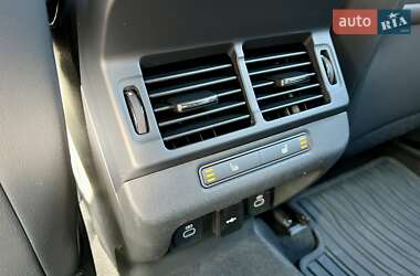 Внедорожник / Кроссовер Land Rover Range Rover Evoque 2024 в 