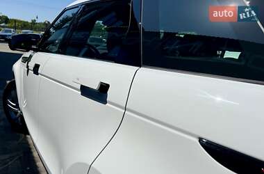 Внедорожник / Кроссовер Land Rover Range Rover Evoque 2024 в 