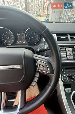 Внедорожник / Кроссовер Land Rover Range Rover Evoque 2015 в 