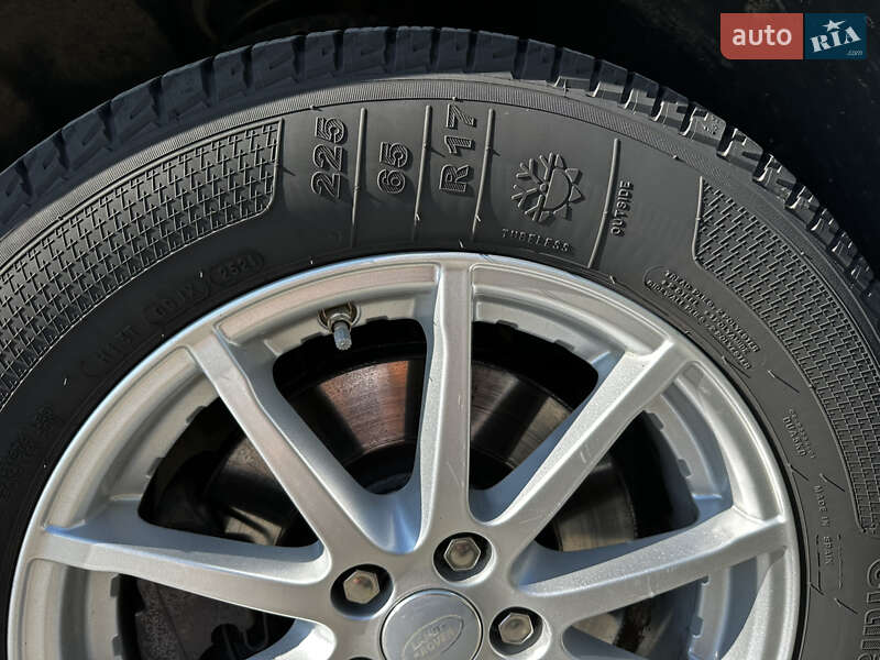 Внедорожник / Кроссовер Land Rover Range Rover Evoque 2015 в Ковеле
