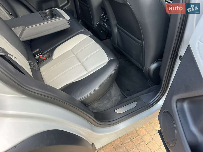 Внедорожник / Кроссовер Land Rover Range Rover Evoque 2020 в Киеве