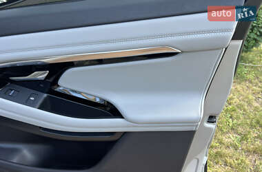 Внедорожник / Кроссовер Land Rover Range Rover Evoque 2020 в 