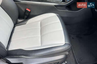 Внедорожник / Кроссовер Land Rover Range Rover Evoque 2020 в 