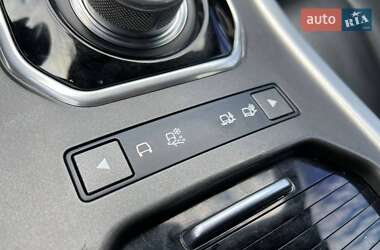 Внедорожник / Кроссовер Land Rover Range Rover Evoque 2013 в 