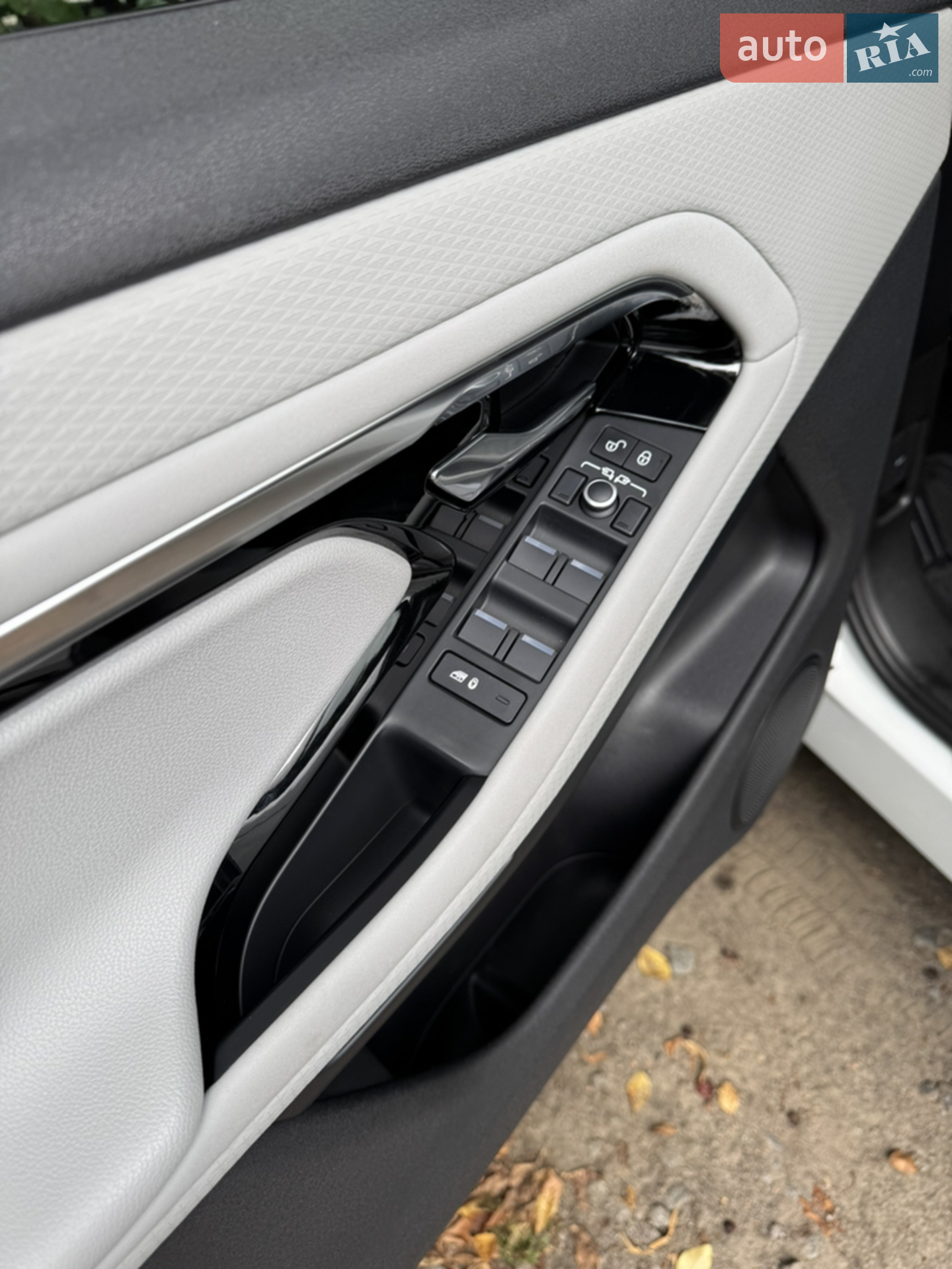 2020 Land Rover Range Rover Evoque - мініатюра 34