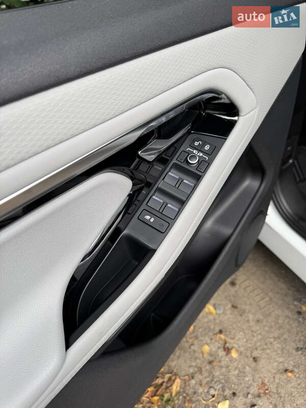 Внедорожник / Кроссовер Land Rover Range Rover Evoque 2020 в Умани фото 34 Внедорожник / Кроссовер Land Rover Range Rover Evoque 2020 в Умани