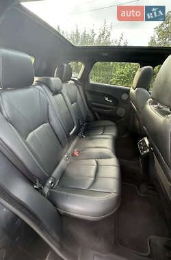 Внедорожник / Кроссовер Land Rover Range Rover Evoque 2015 в 