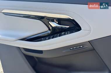 Позашляховик / Кросовер Land Rover Range Rover Evoque 2019 в 