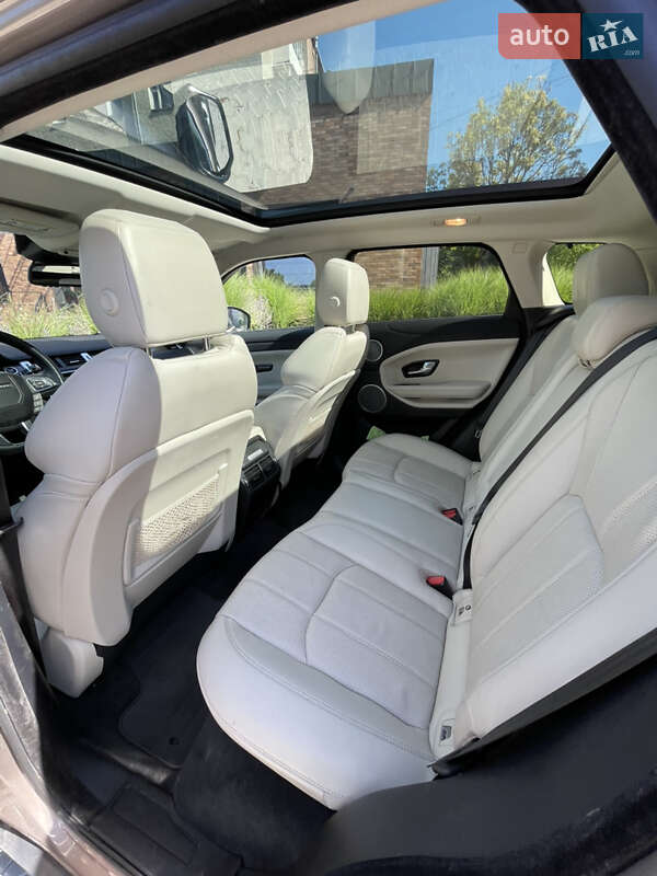 Внедорожник / Кроссовер Land Rover Range Rover Evoque 2017 в Ивано-Франковске